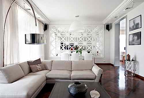 Стиль и эстетичные оттенки - превыше всего. И, кажется, мы уже упоминали зеркала?