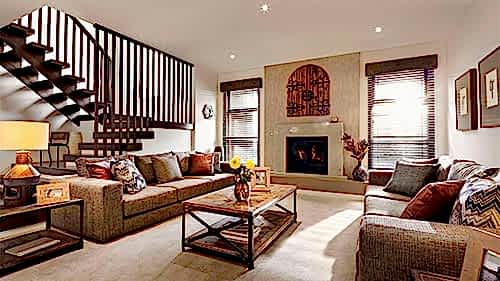 Каждая деталь моего дома хранит свою важную историю. Красота моего дома - в смыслах, в памяти, в традициях.