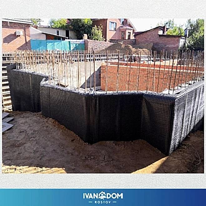 Дом тот же, а фундамент дешевле?