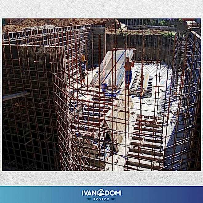 Дом тот же, а фундамент дешевле?